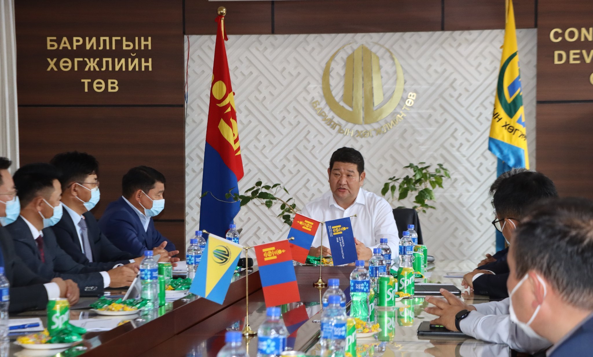 Барилга, хот байгуулалтын сайд  Барилгын хөгжлийн төвд ажиллалаа