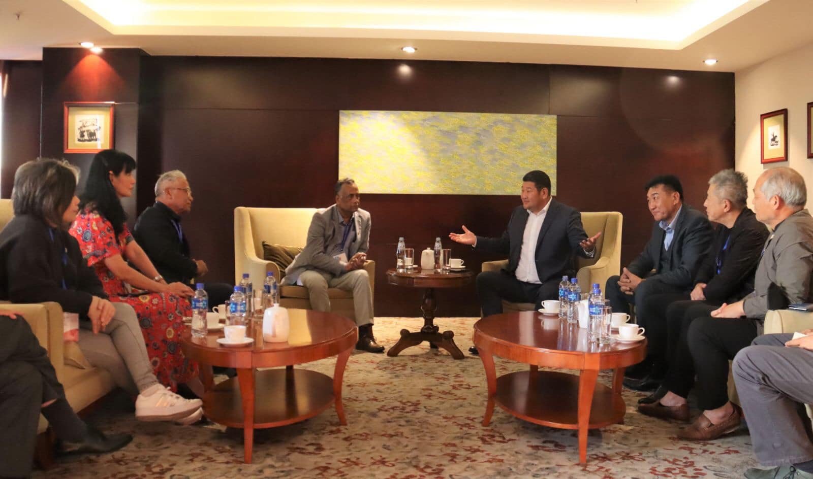 БХБ-ын сайд Б.Мөнхбаатар азийн архитекторуудын эвлэлийн Ерөнхийлөгчтэй уулзлаа