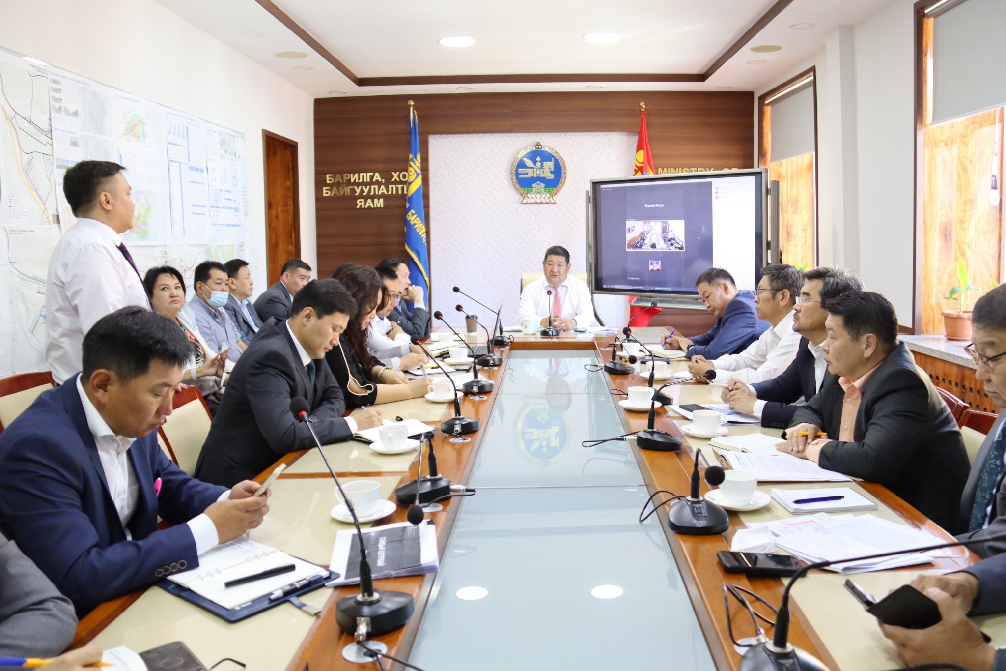 Сайдын шуурхай хуралдаан боллоо